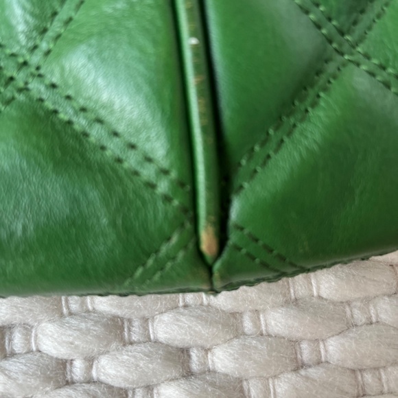 J. Crew Quilted Green Leather Quincy Quilted Hobo Bag Gold Color Hardware - Picture 8 of 9